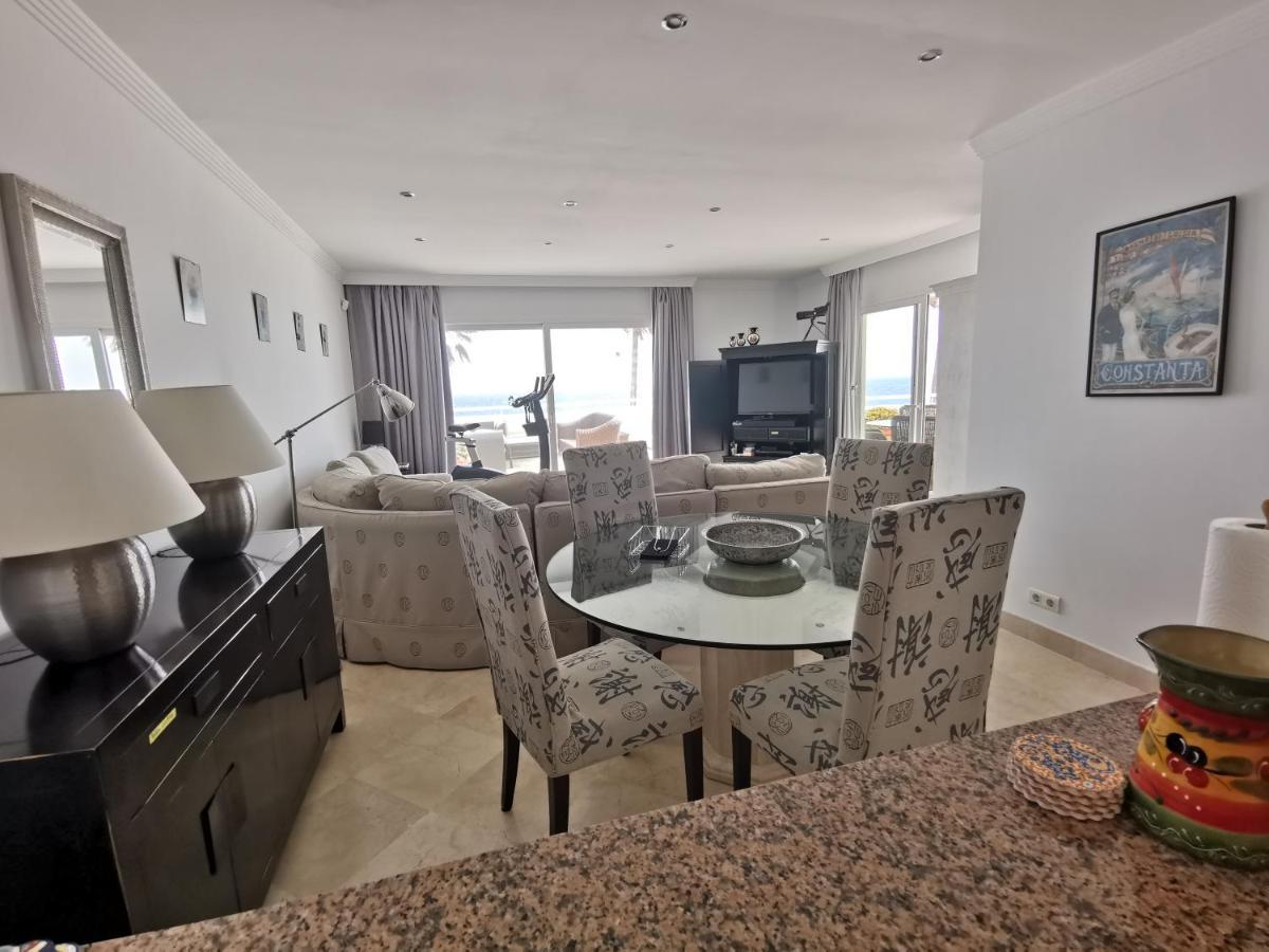 Sinfonia Del Mar Apartment Estepona Kültér fotó