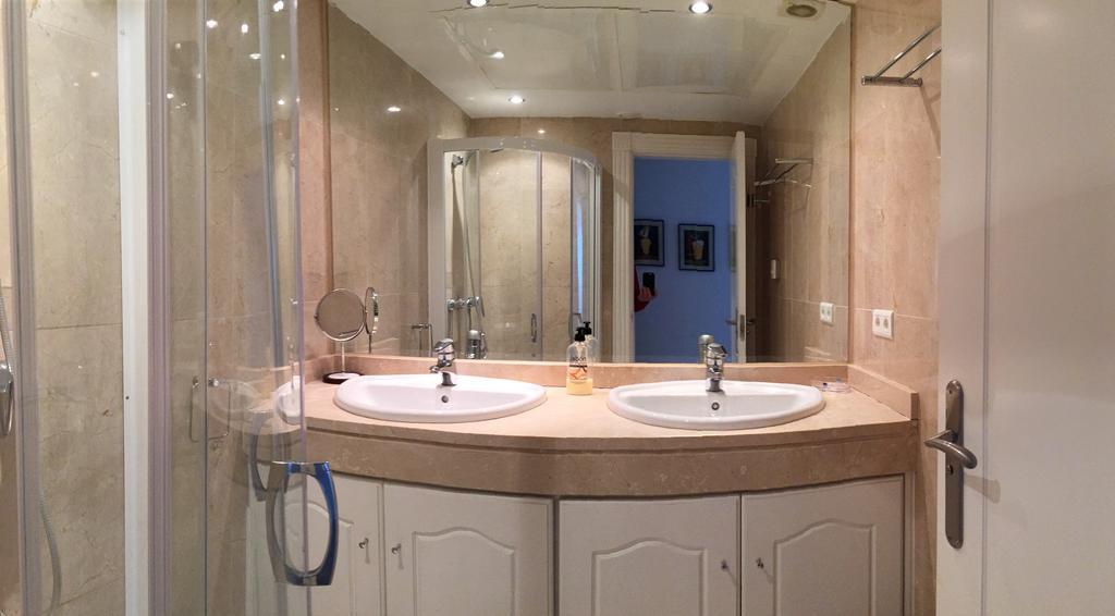Sinfonia Del Mar Apartment Estepona Kültér fotó