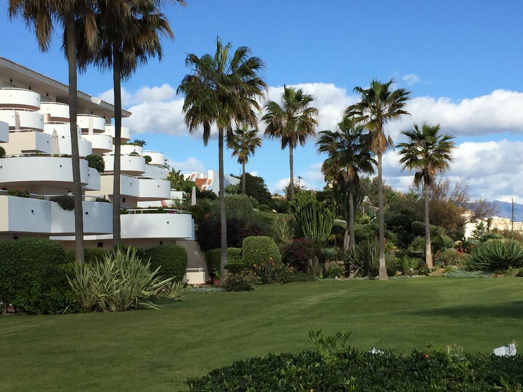 Sinfonia Del Mar Apartment Estepona Kültér fotó