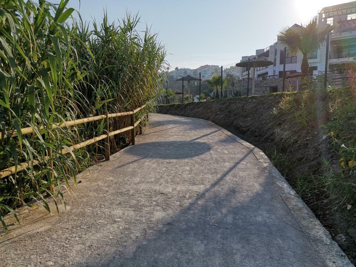Sinfonia Del Mar Apartment Estepona Kültér fotó