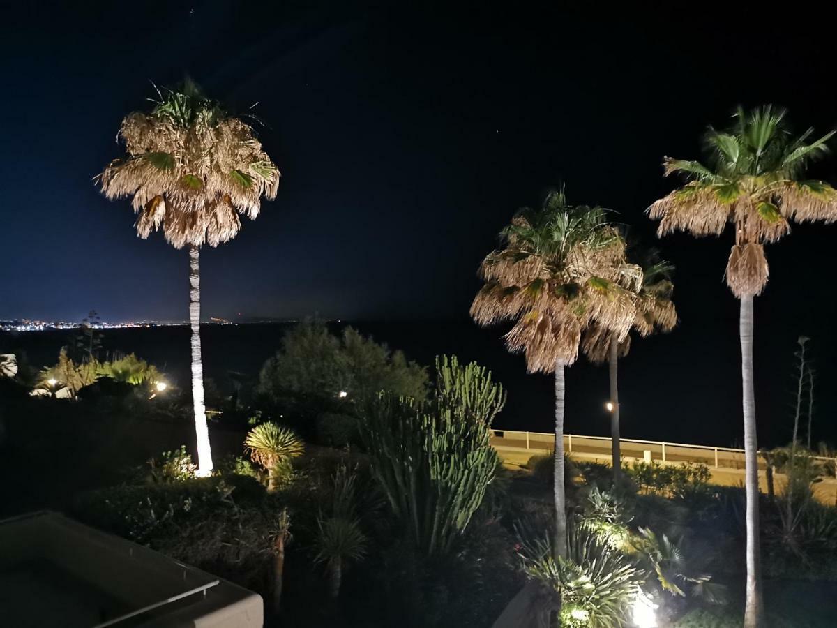 Sinfonia Del Mar Apartment Estepona Kültér fotó